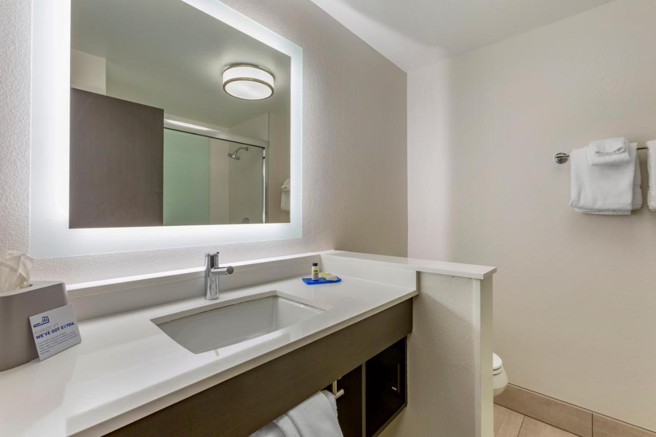 Holiday Inn Express & Suites - Phoenix Dwtn - State Capitol By Ihg Ngoại thất bức ảnh