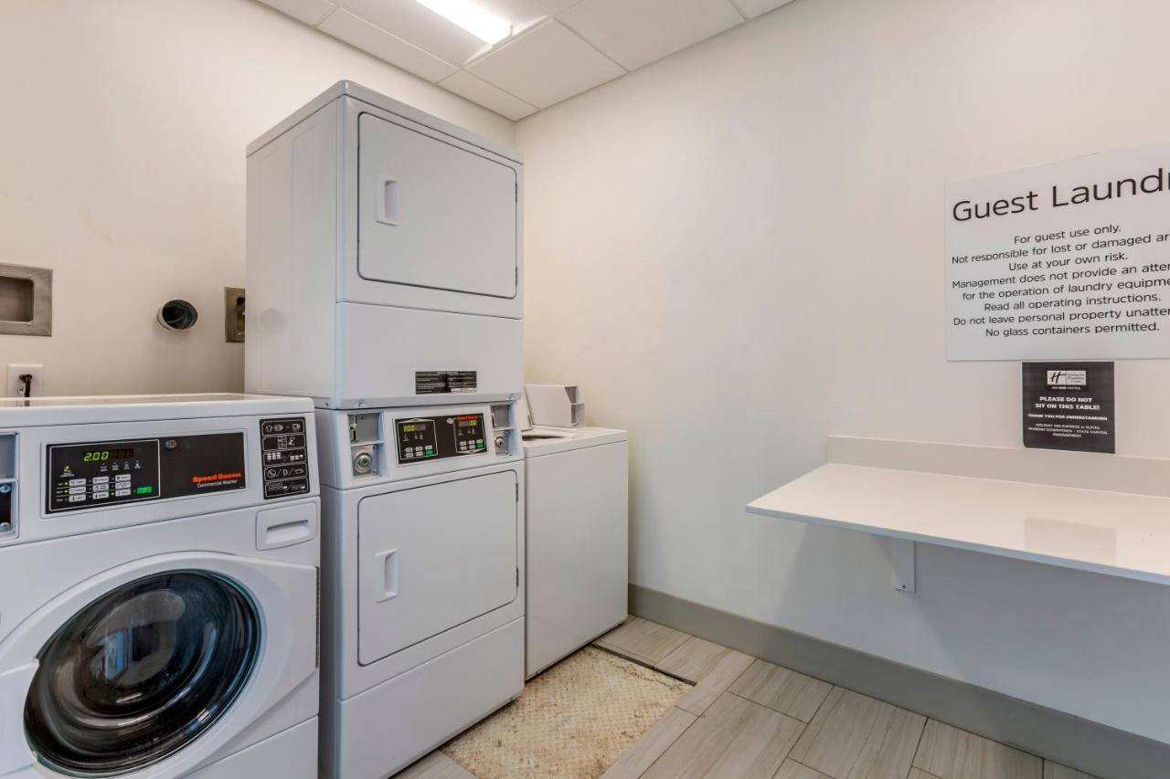Holiday Inn Express & Suites - Phoenix Dwtn - State Capitol By Ihg Ngoại thất bức ảnh