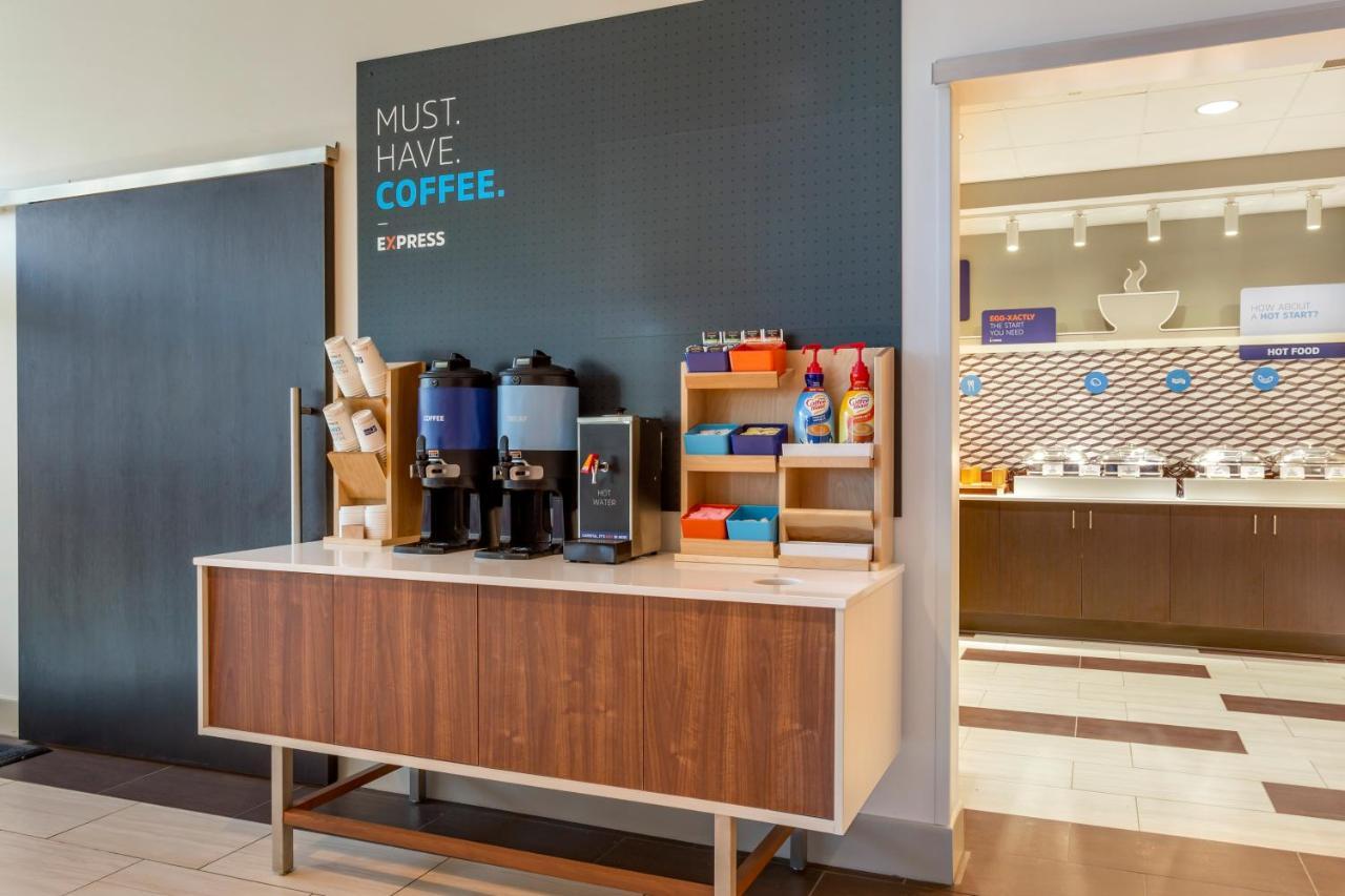 Holiday Inn Express & Suites - Phoenix Dwtn - State Capitol By Ihg Ngoại thất bức ảnh